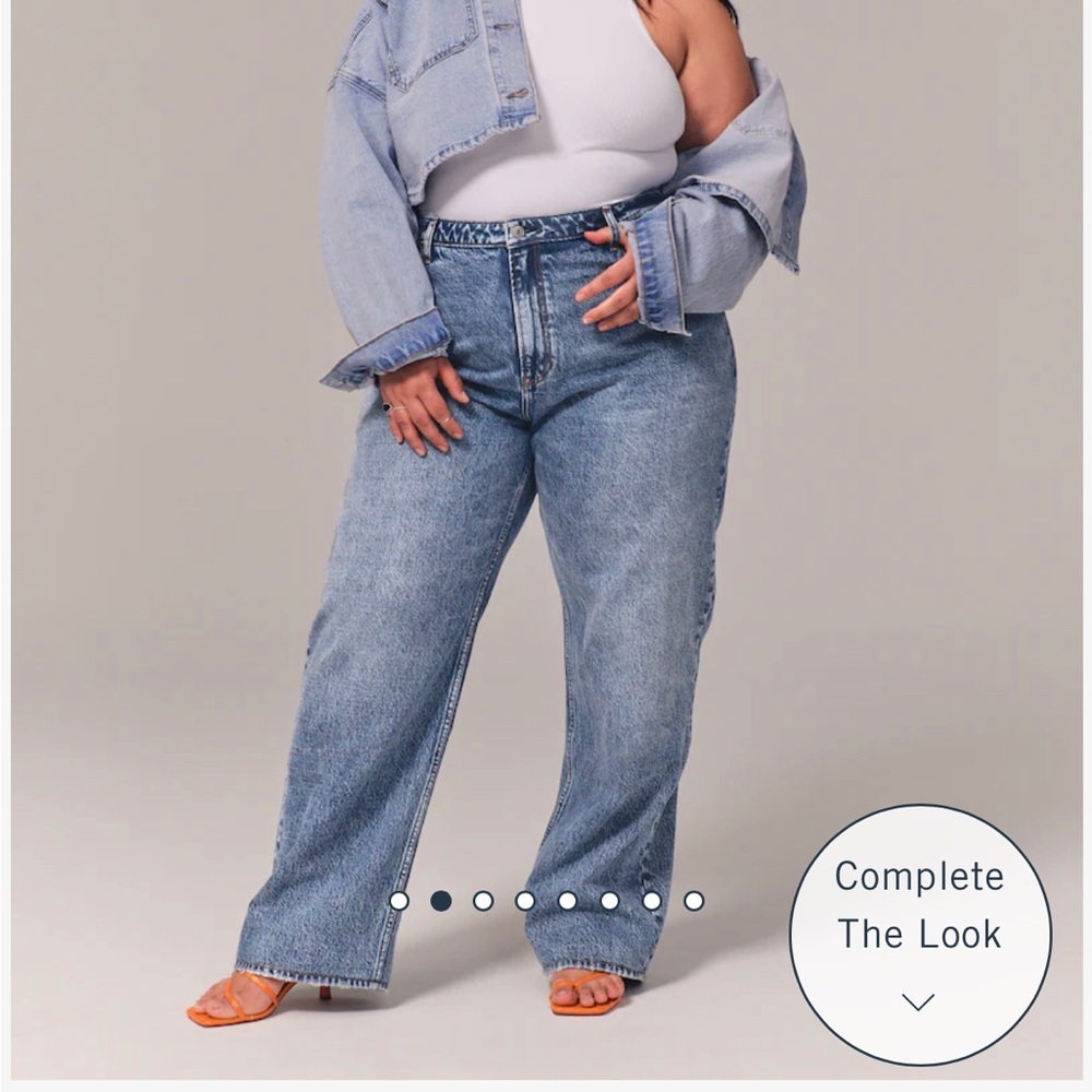 A&F Curve Love High-Rise Loose Jean